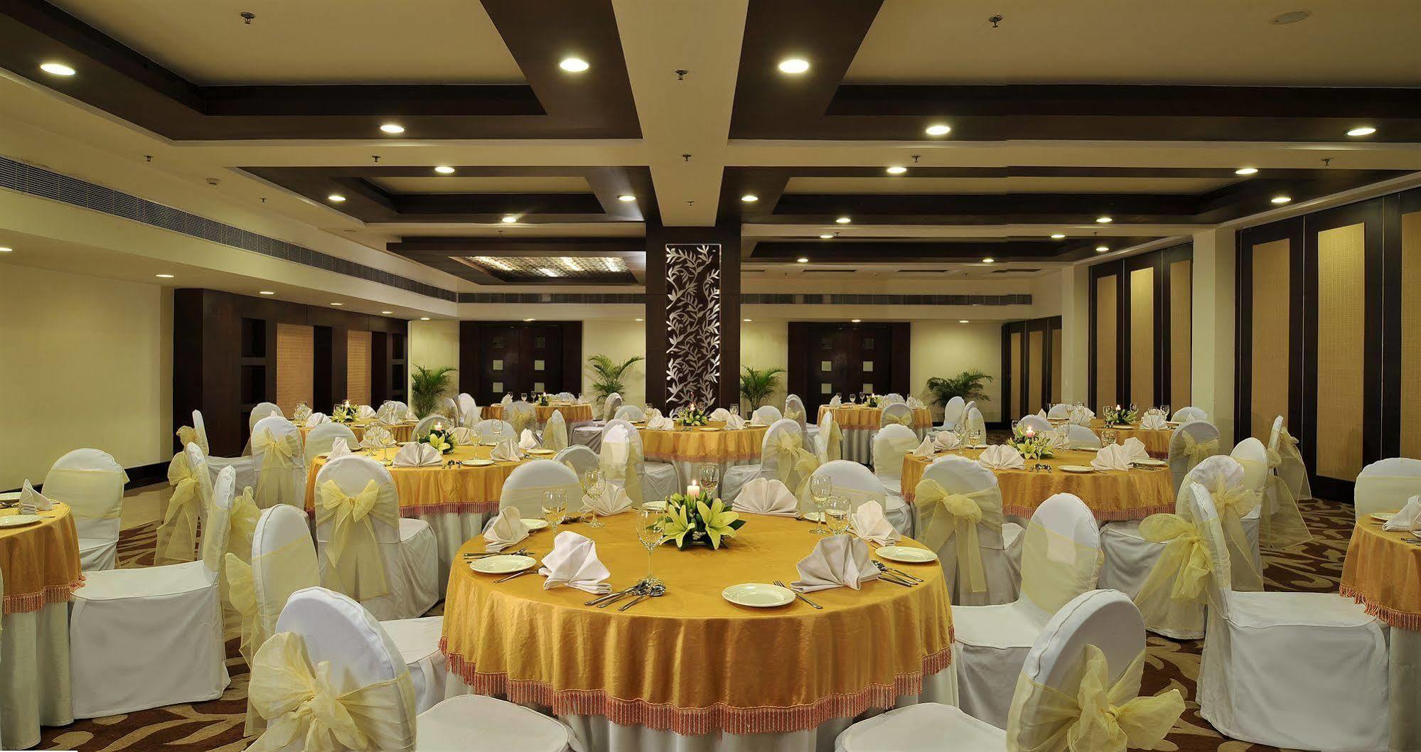 Country Inn & Suites By Radisson, Gurugram Sector 12 Gurgaon Restaurant photo