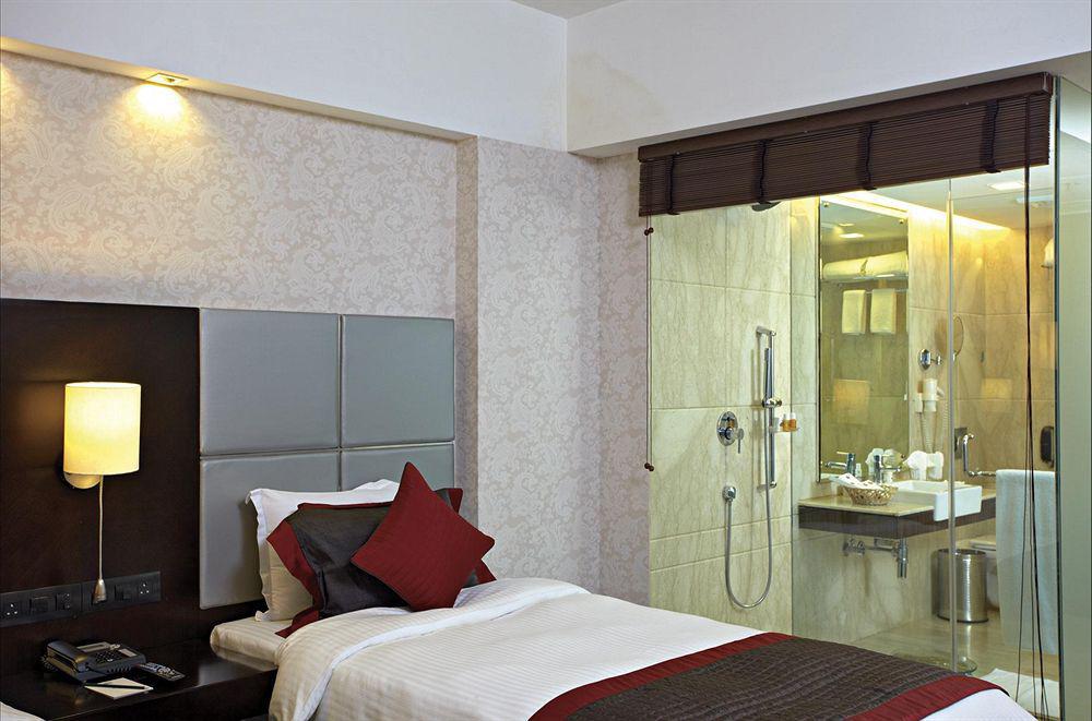 Country Inn & Suites By Radisson, Gurugram Sector 12 Gurgaon Exterior photo